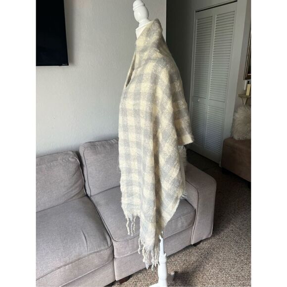 Loft wool blend neutral plaid print - Picture 4 of 6